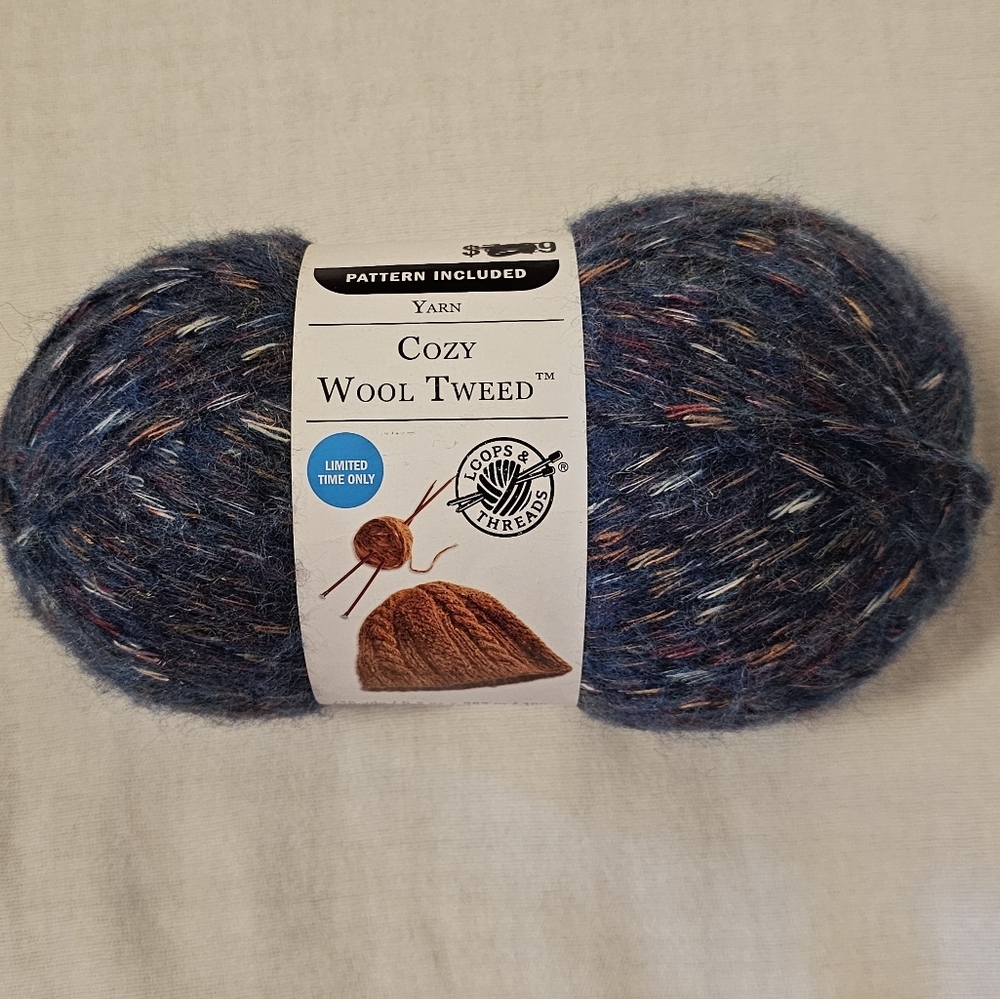 1 Skein  Loops & Threads COZY WOOL TWEED "NAVY BLUES" 418yds 5.2oz Discontinued